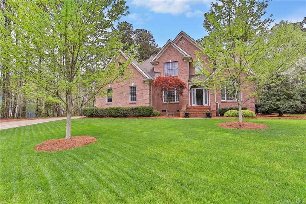 200 Cove Creek Loop