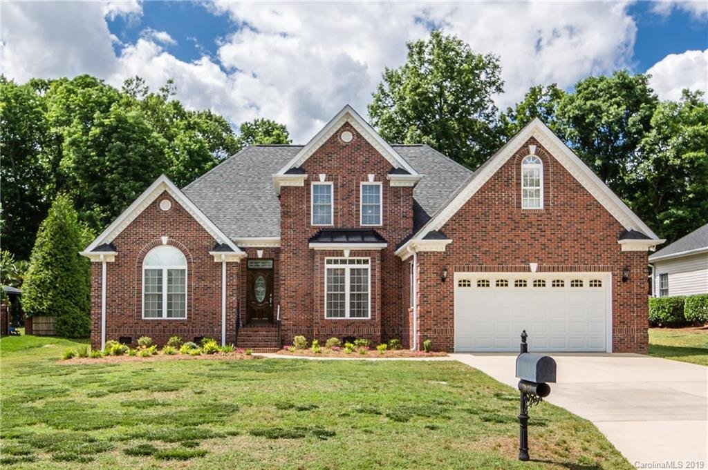 2627 Firethorn Court