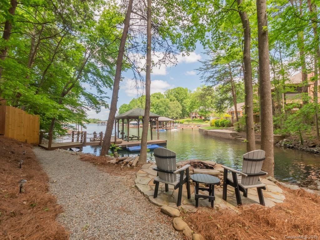 587 Barber Loop