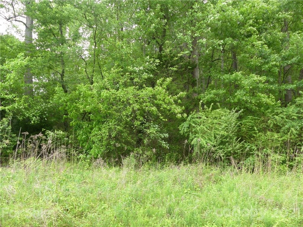 105 Pinecrest Drive