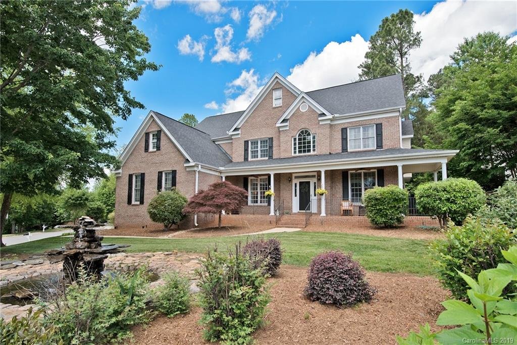 220 Fernbrook Drive