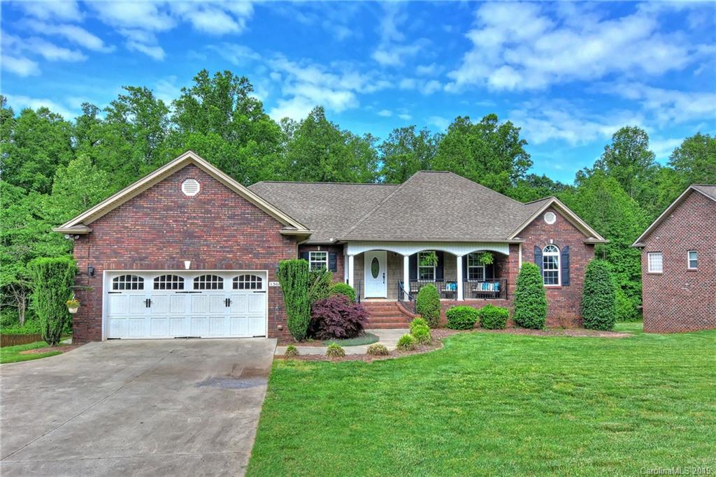 1368 Kensington Circle