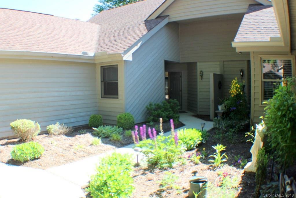 8 Tisha Lane