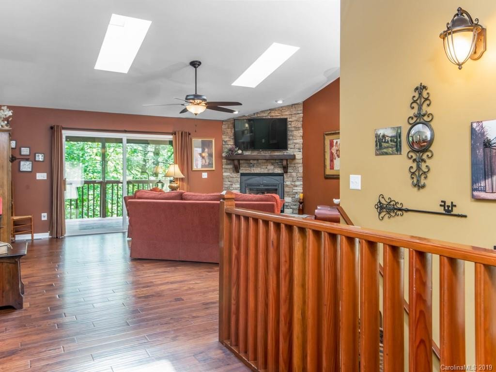 45 Springwood Drive