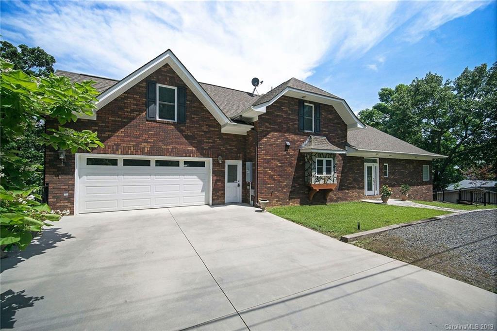1425 Berry Hill Drive
