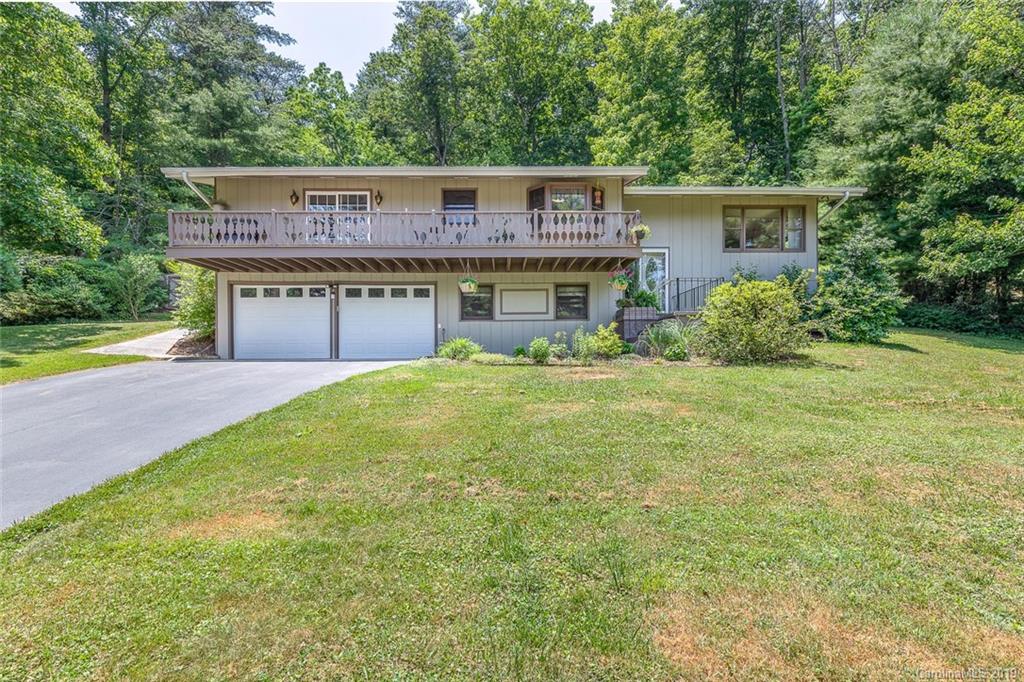 105 E Whisperwood Circle