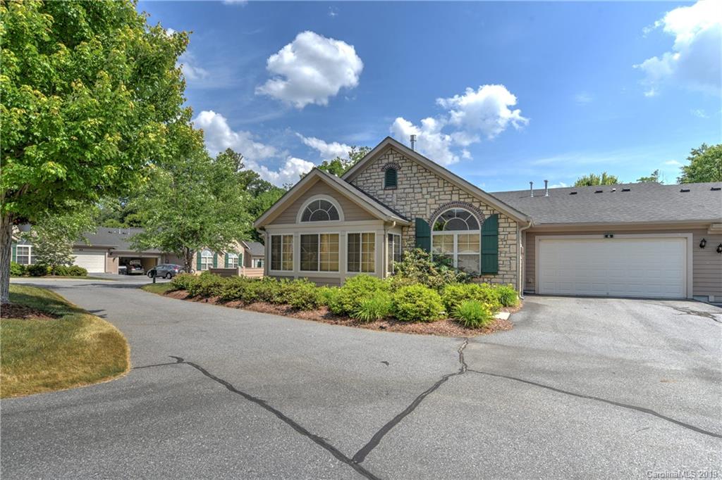 6 Mountain Meadow Circle