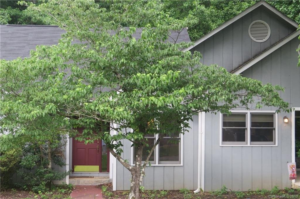 45 Lynnbrook Way