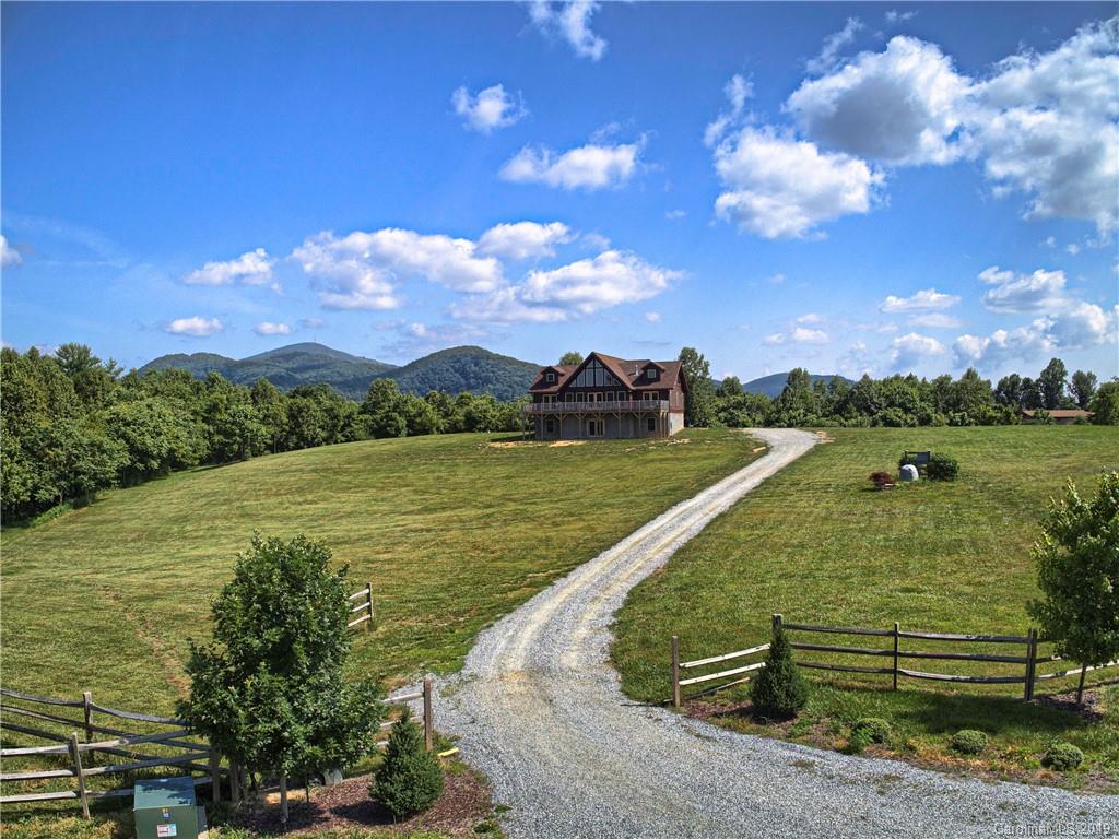 126 Grand Oaks Drive