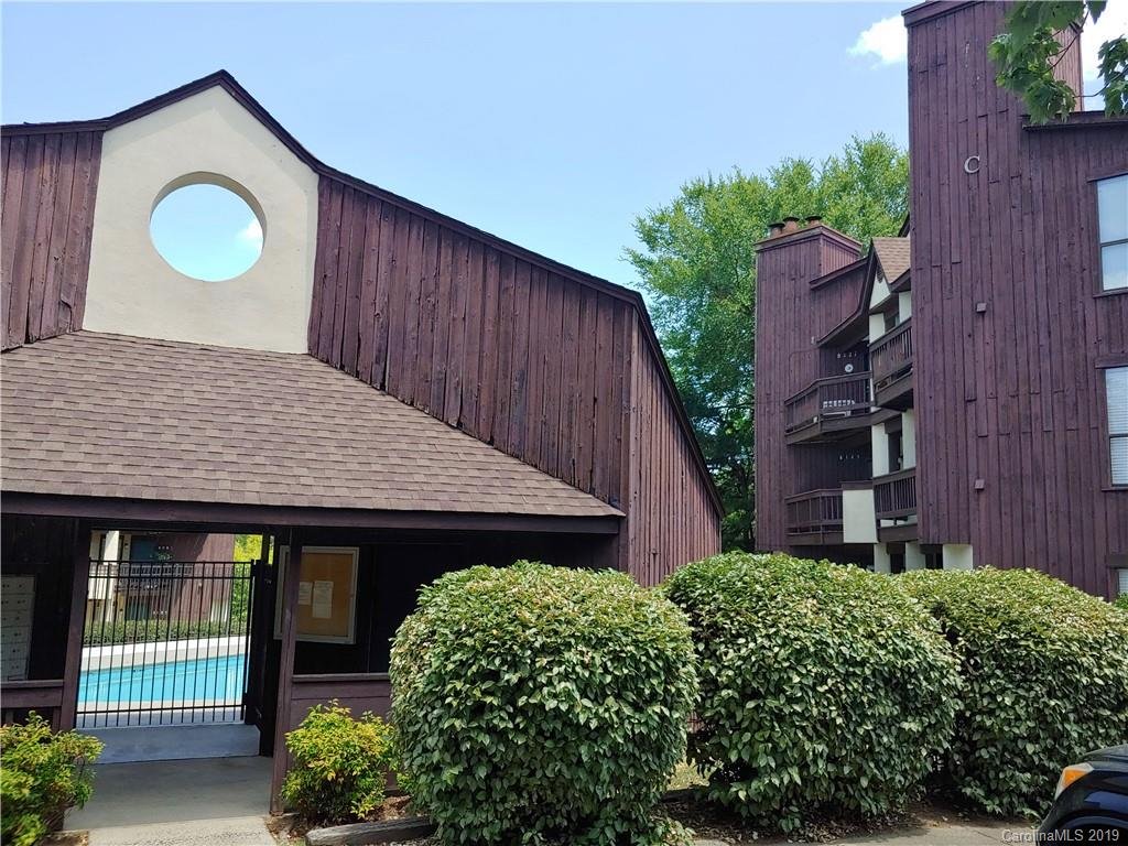 8123 Cedar Glen Drive