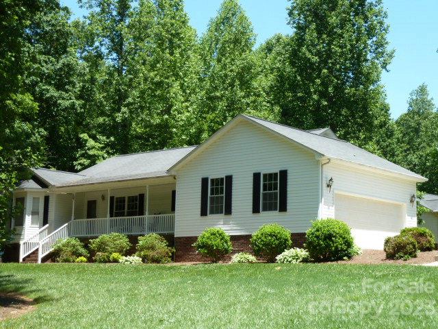 1010 Meadow View Lane