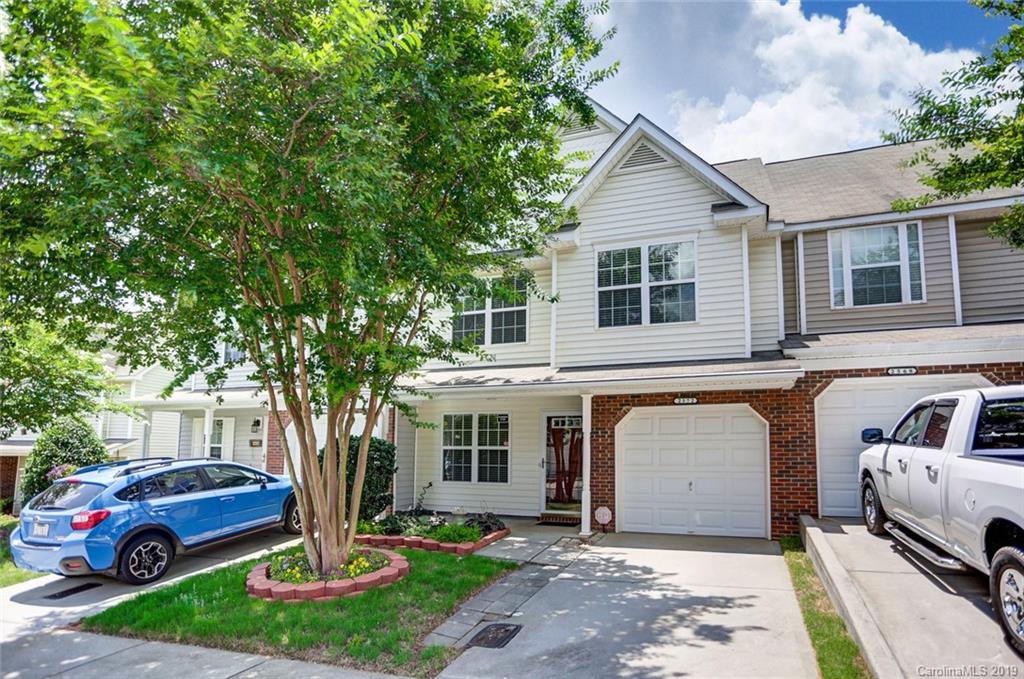 2572 Brackley Place 2082