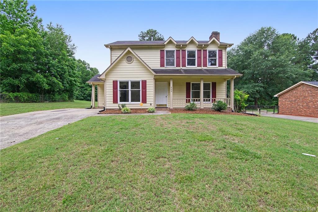 699 Tryon Place