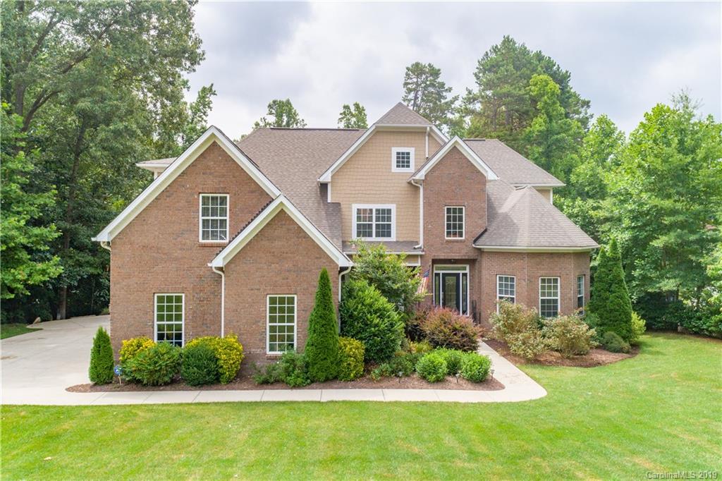 162 Waterbury Drive