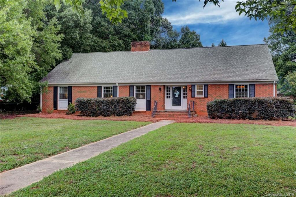 400 Windsor Drive