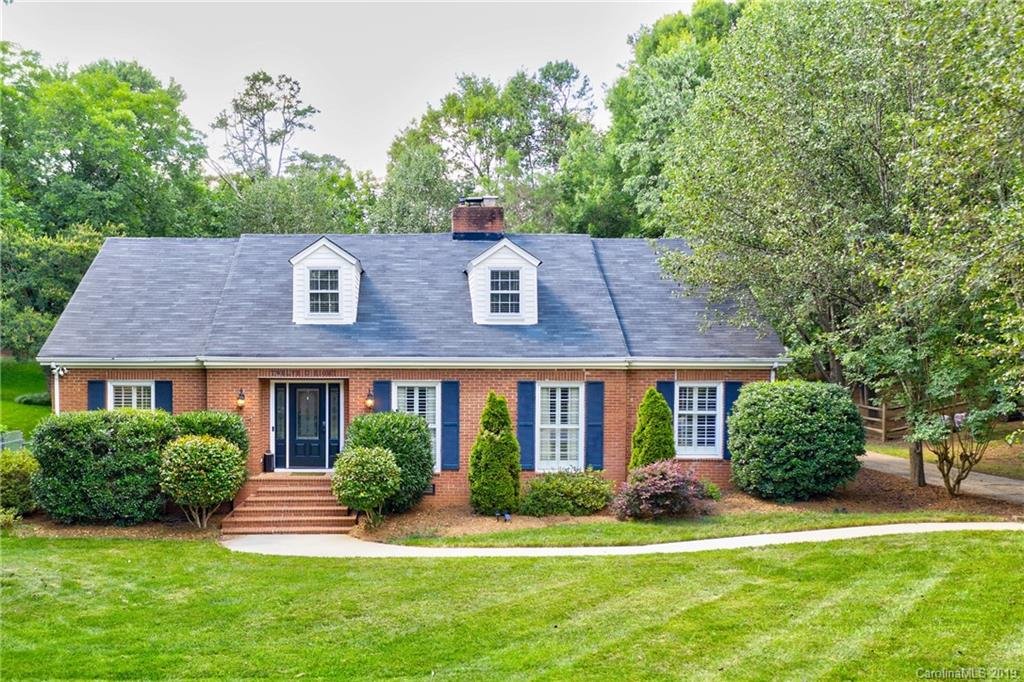 1208 Brockton Lane