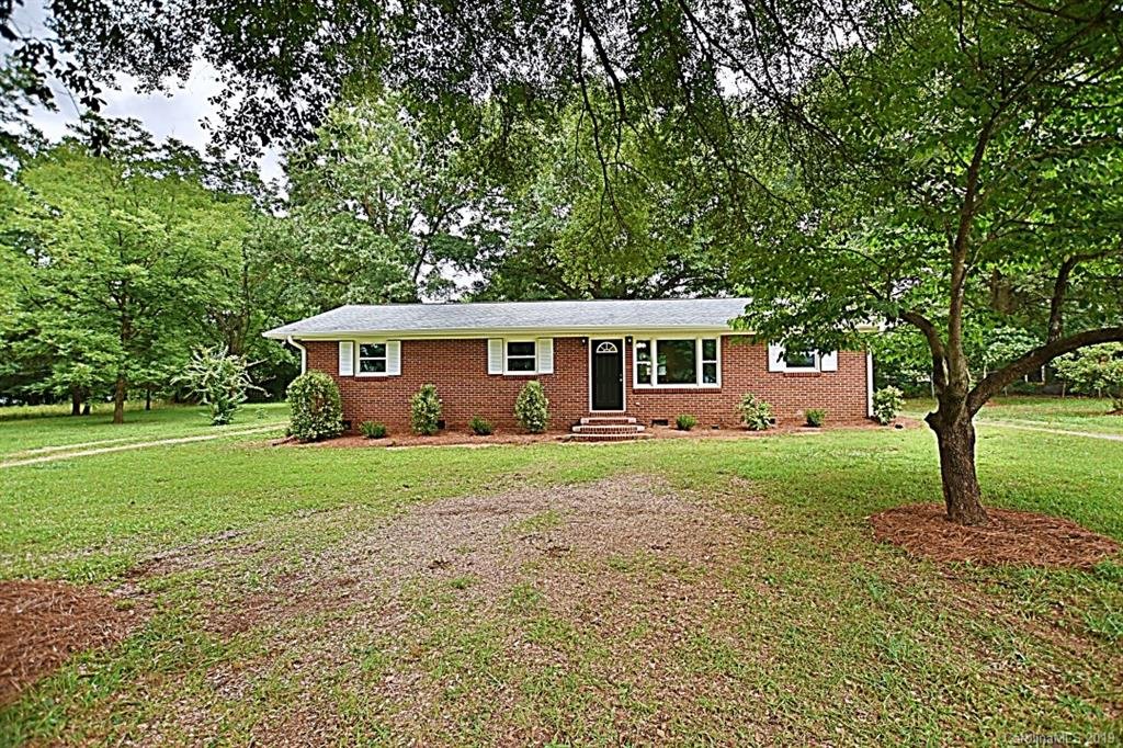 4075 Palmetto Drive
