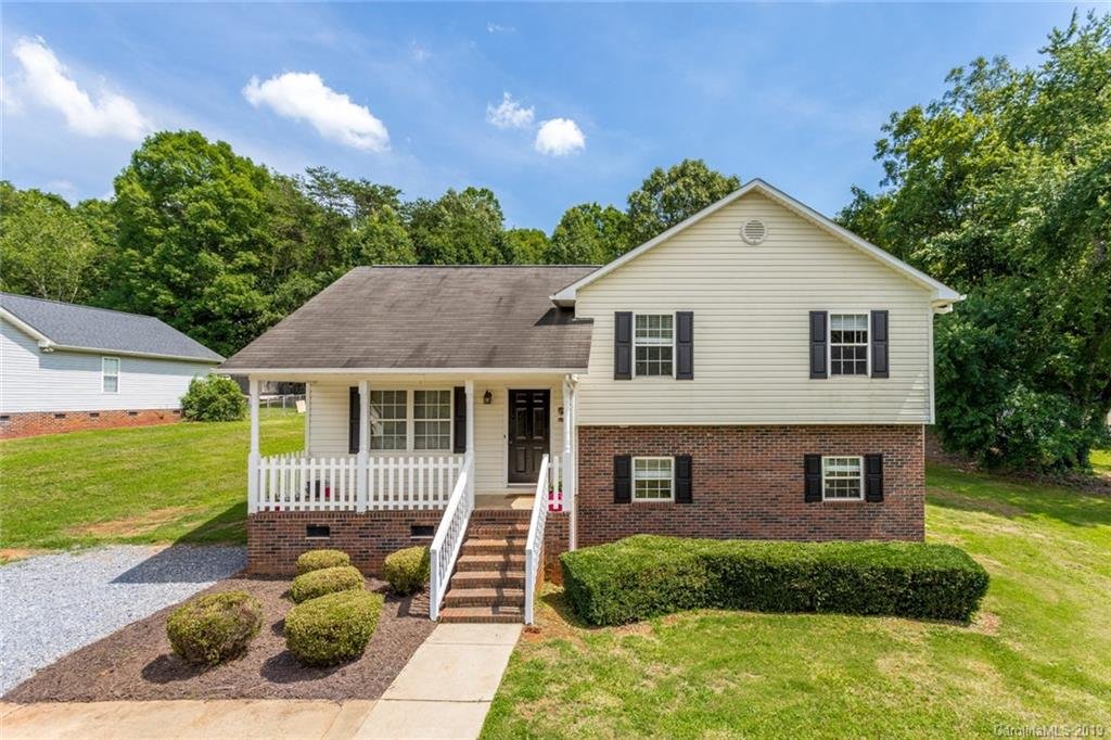 1137 Lyndsey Brook Court
