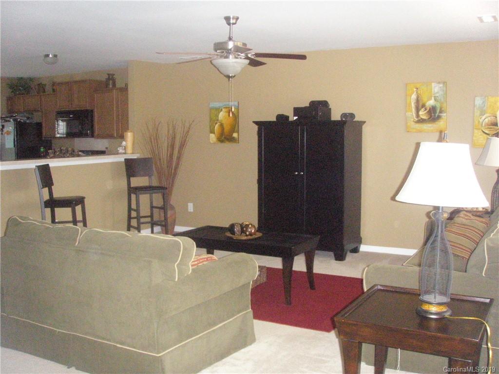 856 Tj Drive 4-15
