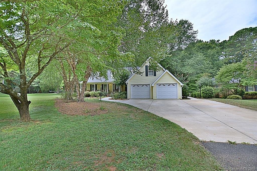 2105 Poinsett Drive