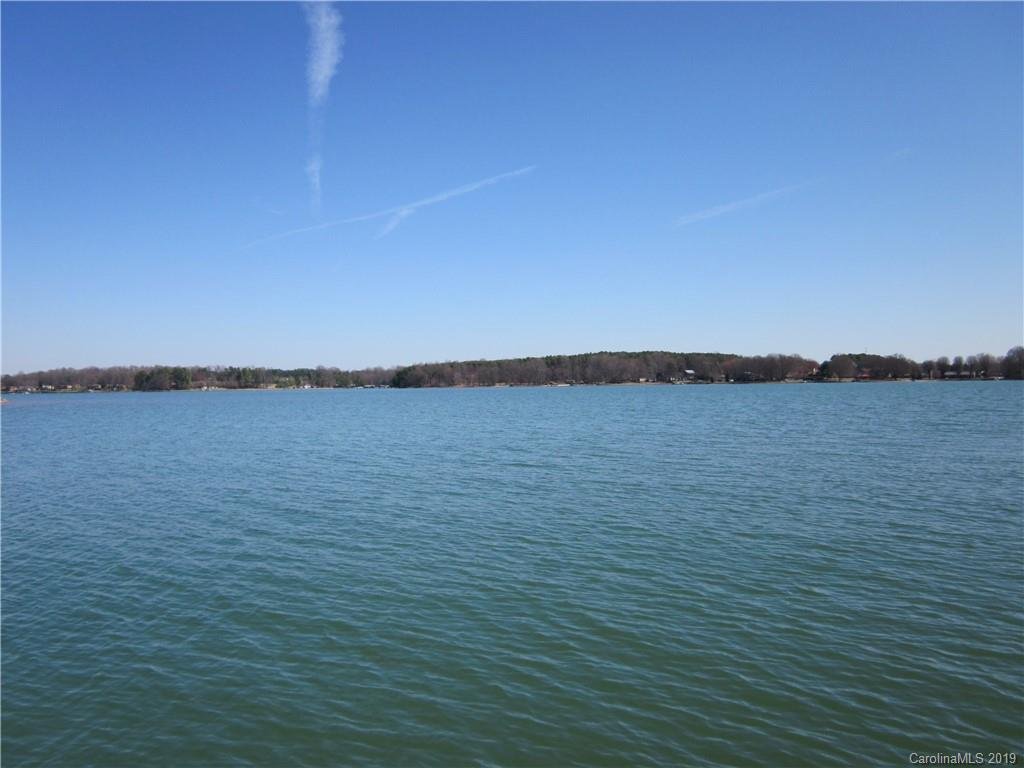 288 Shoreline Loop