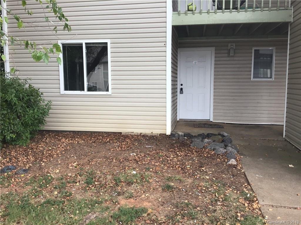 1711 Eagles Place