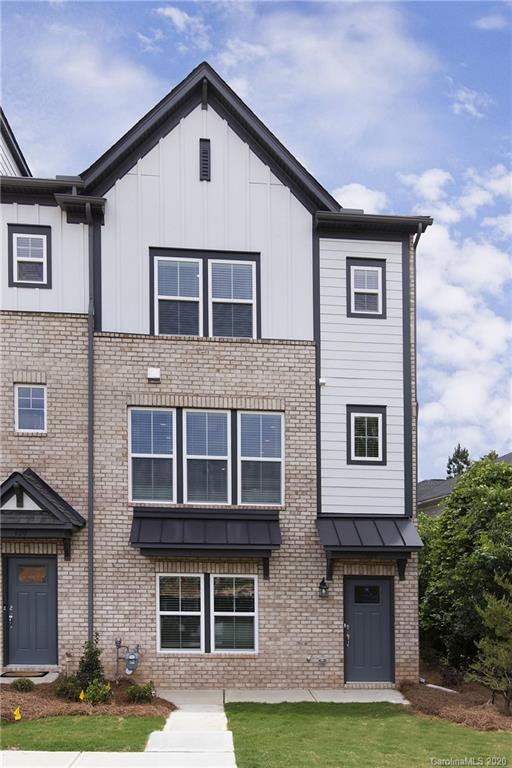 624 Tudor Park Way