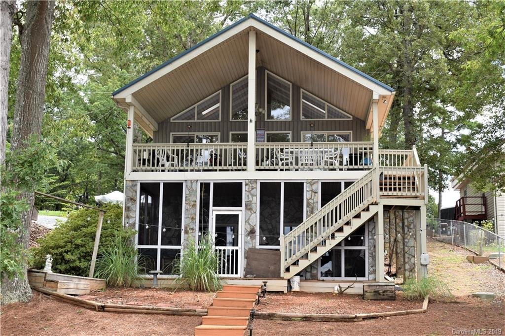 242 N Shoreline Drive