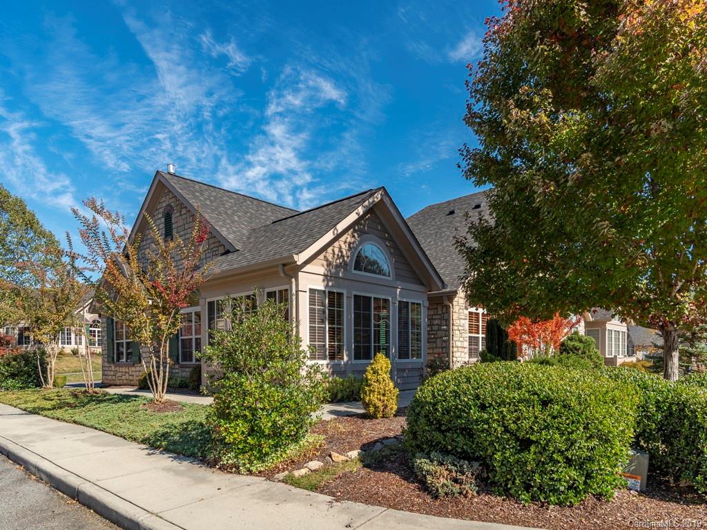 19 Mountain Meadow Circle