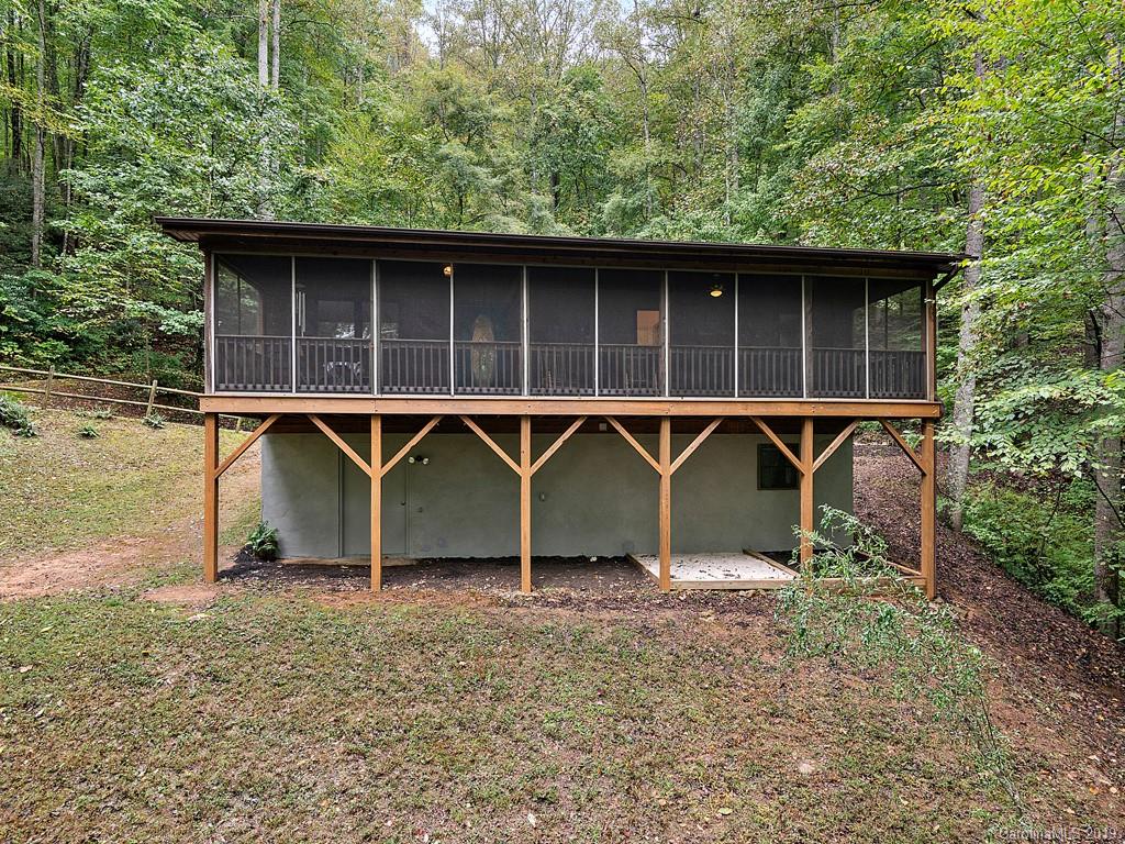 140 Treetops Drive