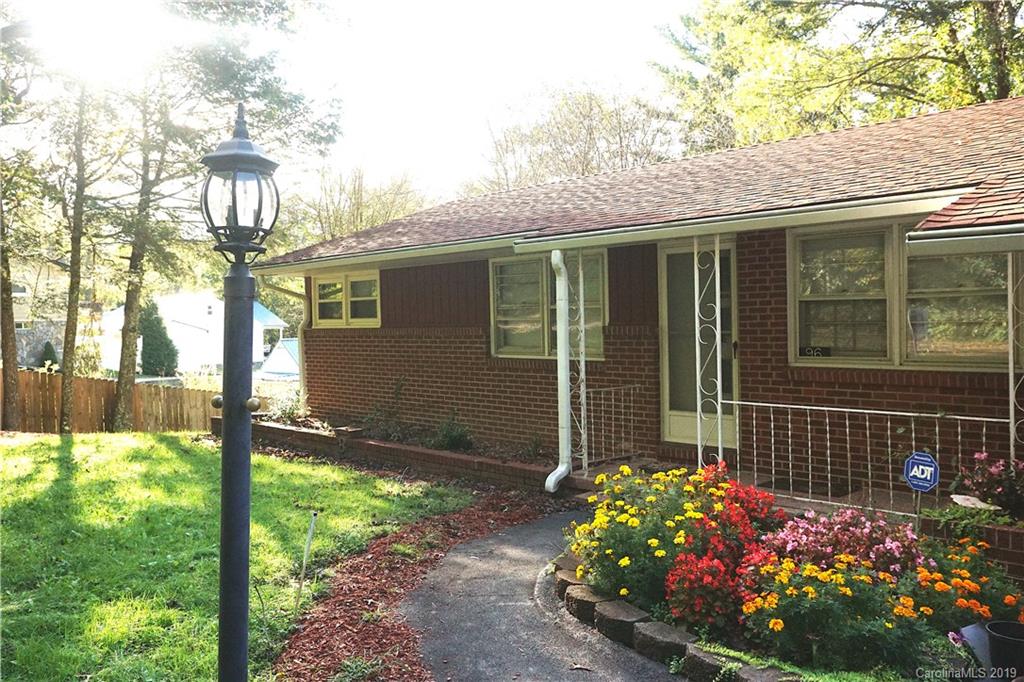 96 Laurel Avenue