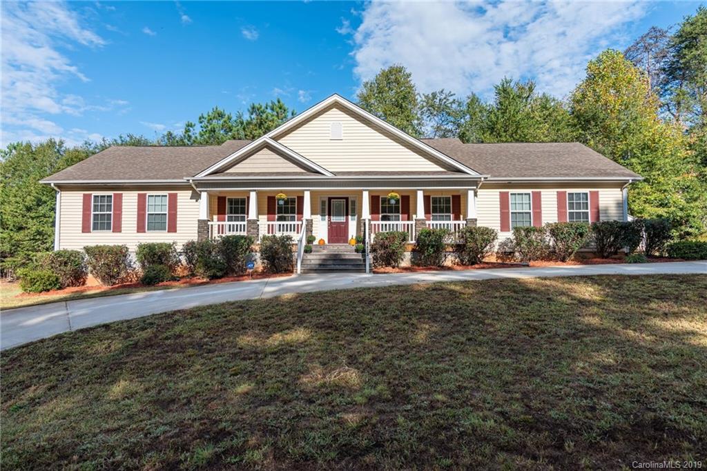 4473 Mountain Creek Road