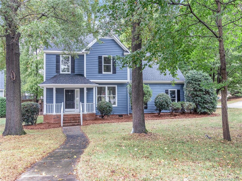 8909 Oakmoor Court