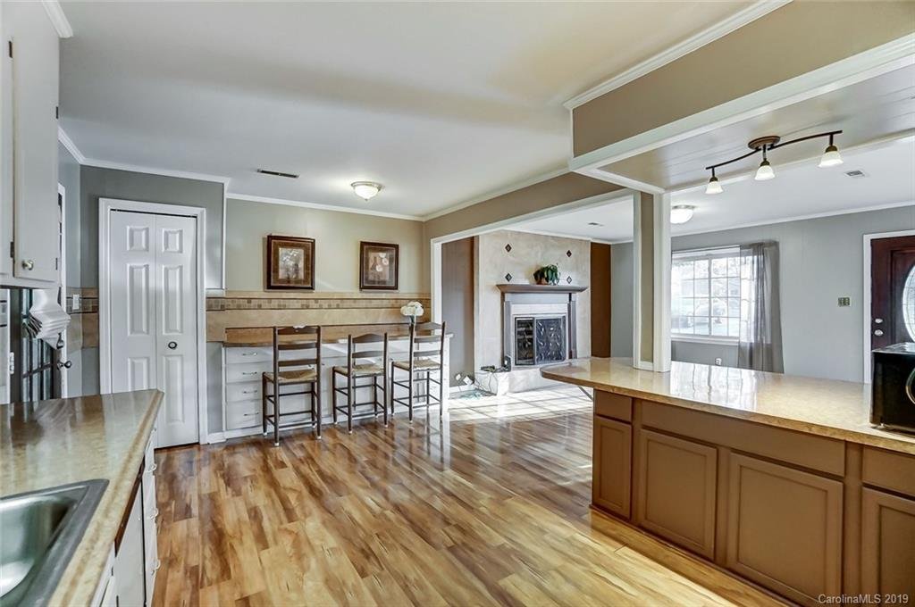 618 Chal Drive