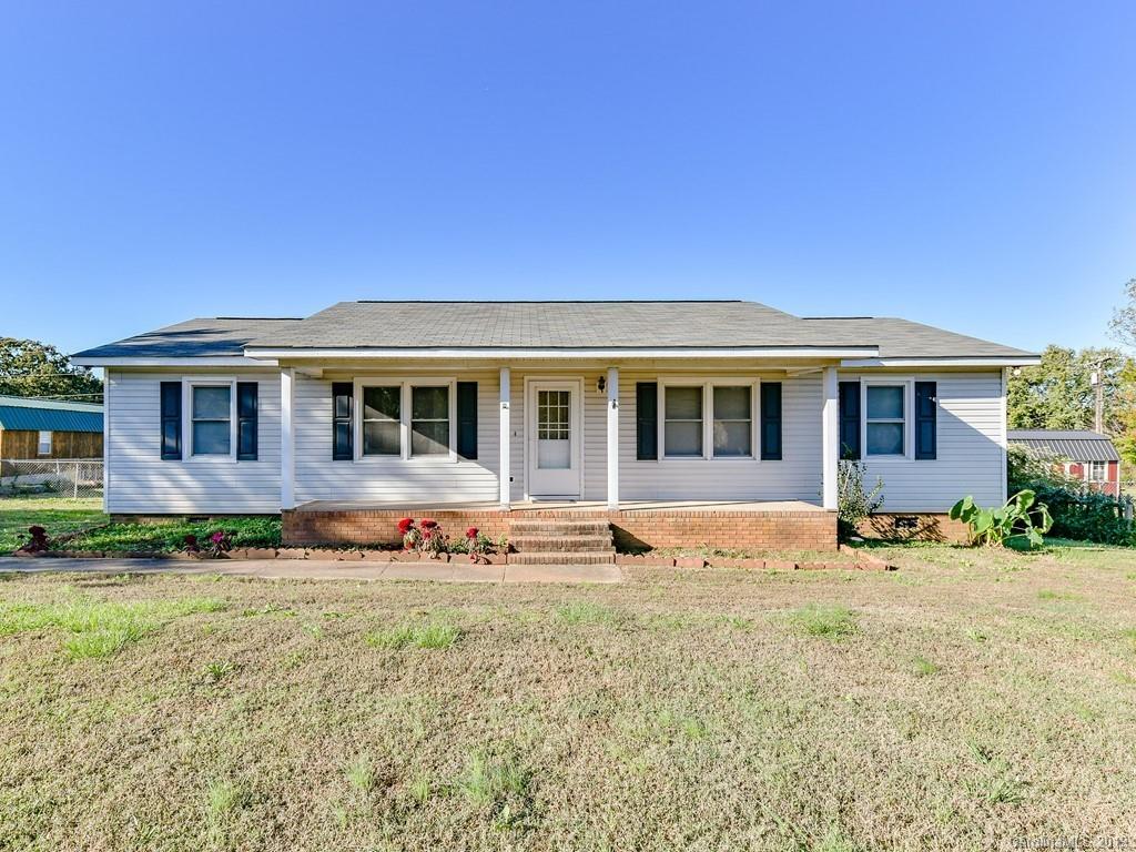912 Edgehill Drive