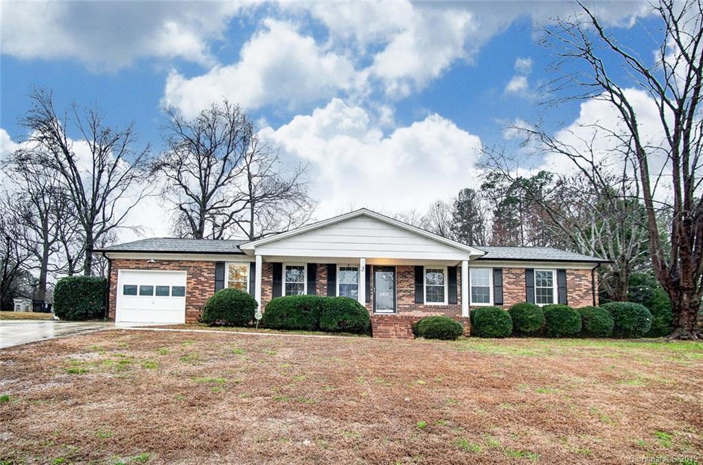 2427 Sandlewood Drive