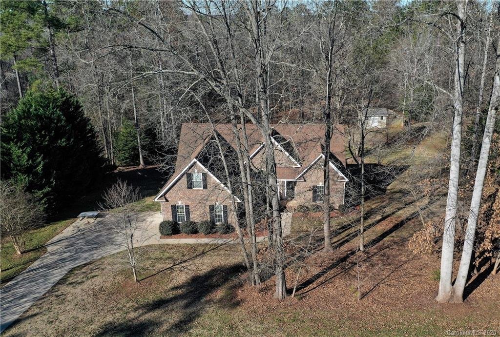 906 Silver Charm Lane