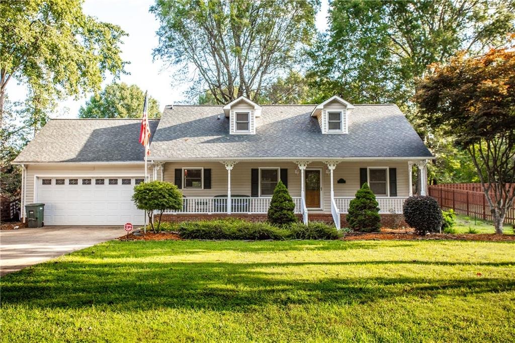 1502 Kensington Circle