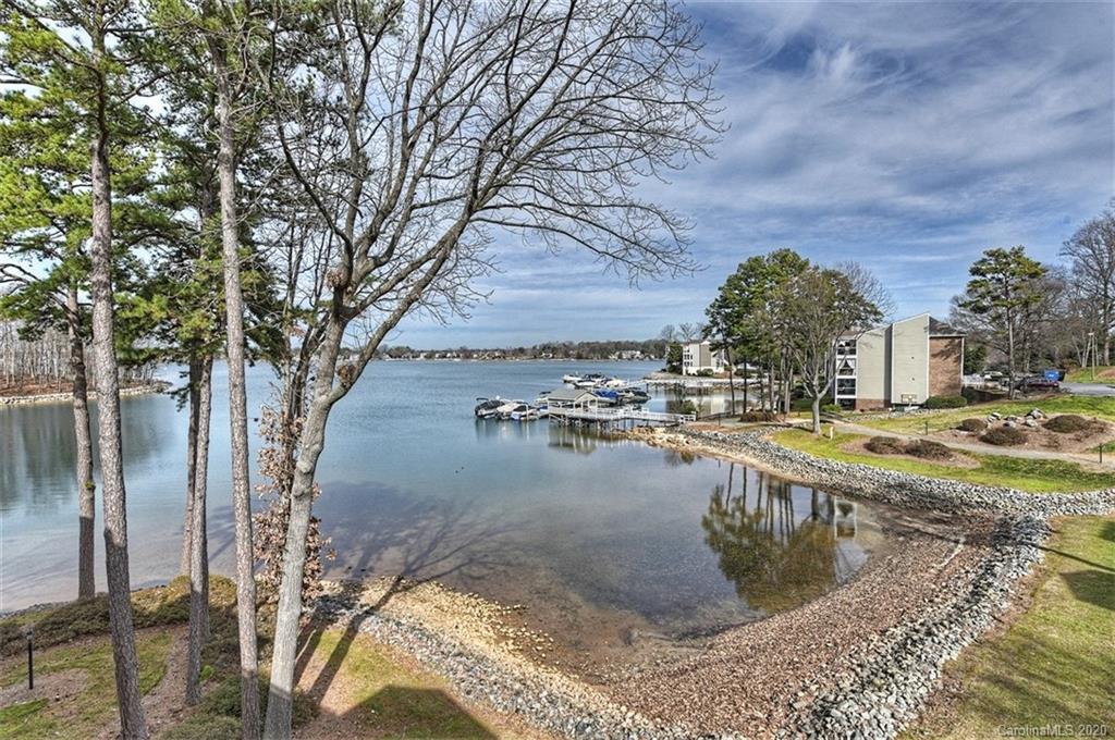20347 Harborgate Court 106