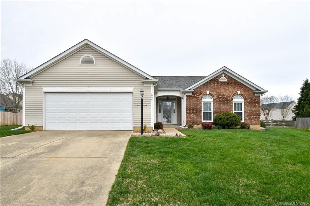 4006 Quail Hollow Court
