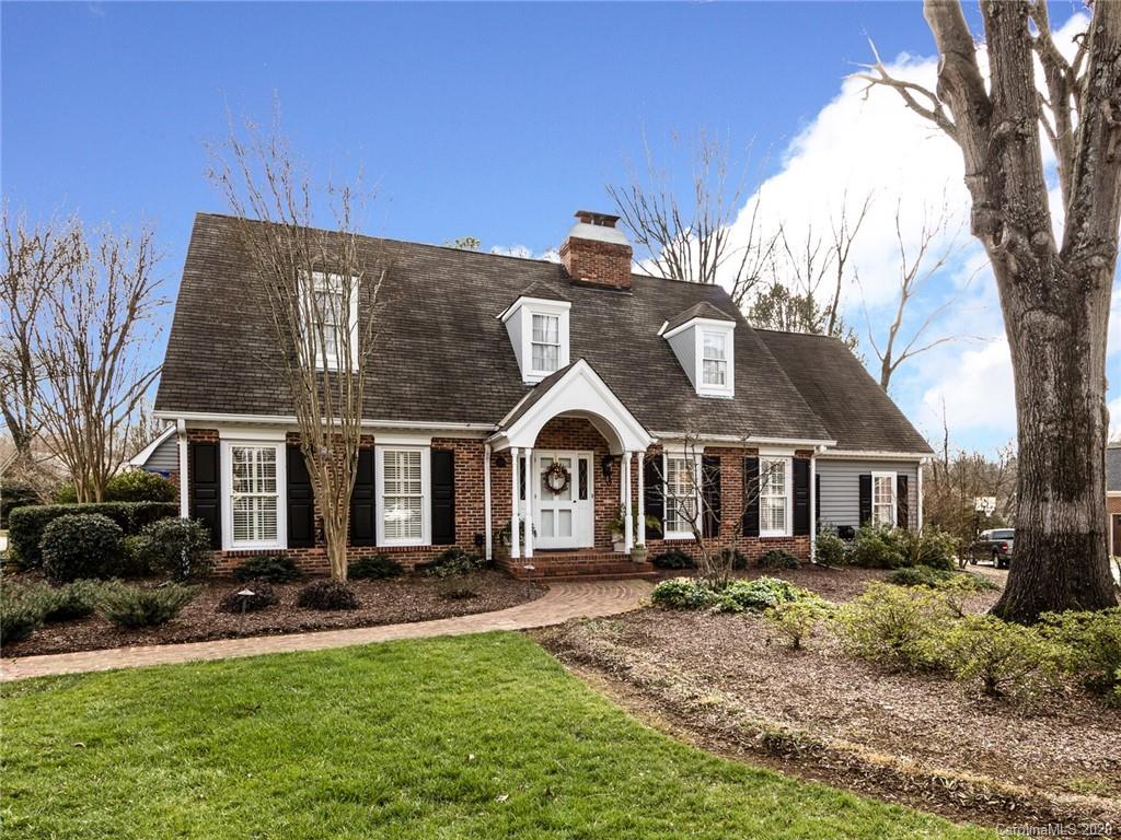 2326 Lathrop Lane