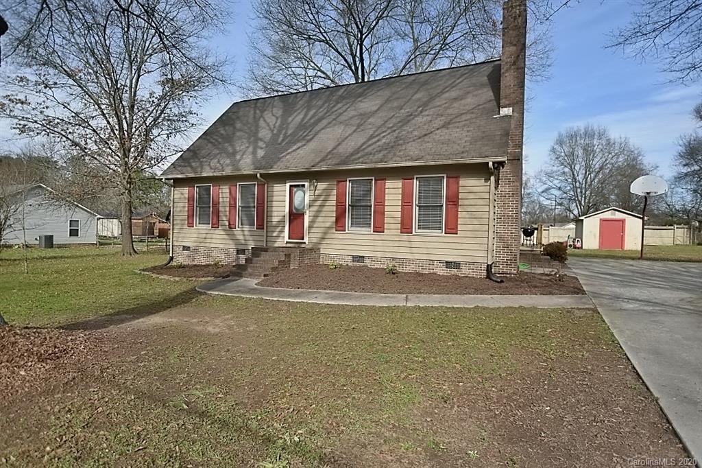 3998 Ridgewood Drive