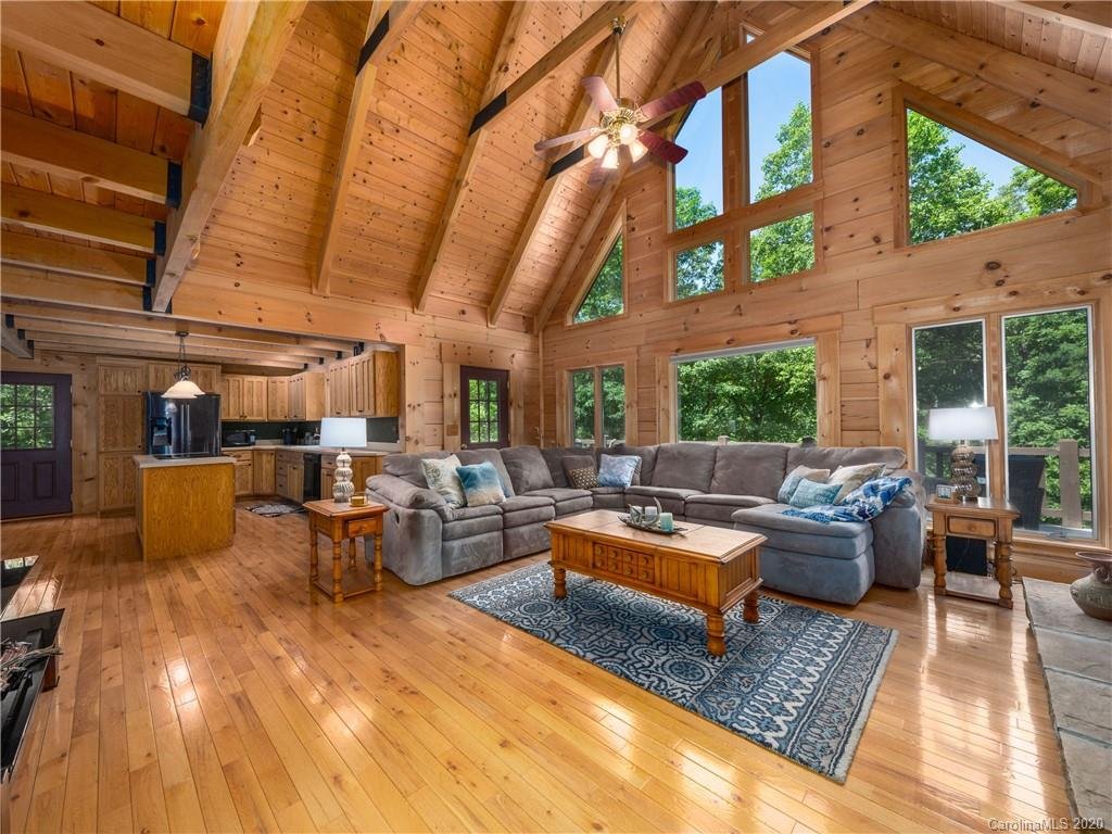 634 Moss Drive