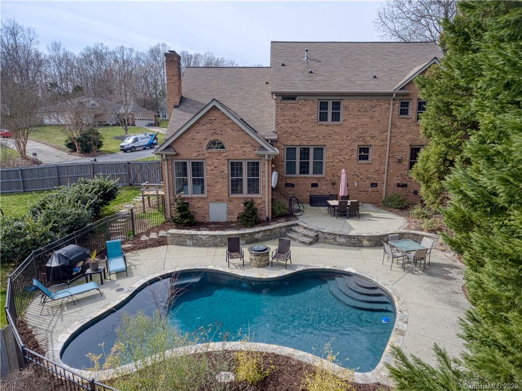 100 Silverleaf Lane