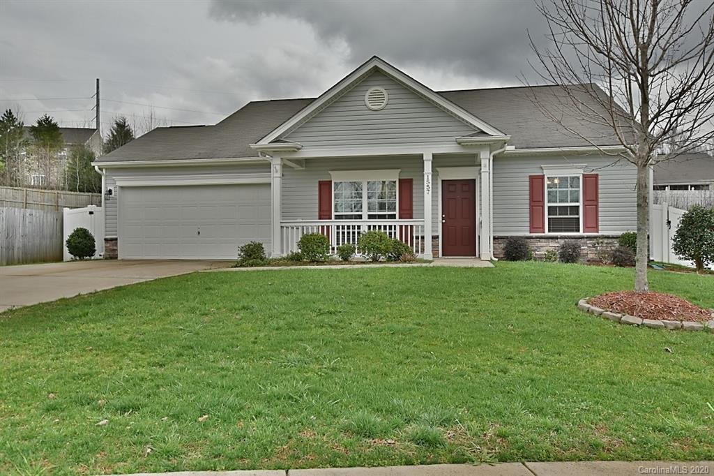 1557 Glenbar Court