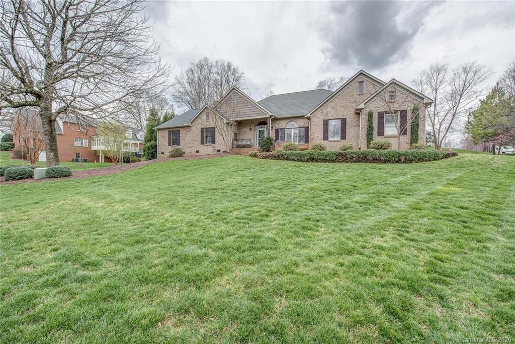 5509 Amanda Lane