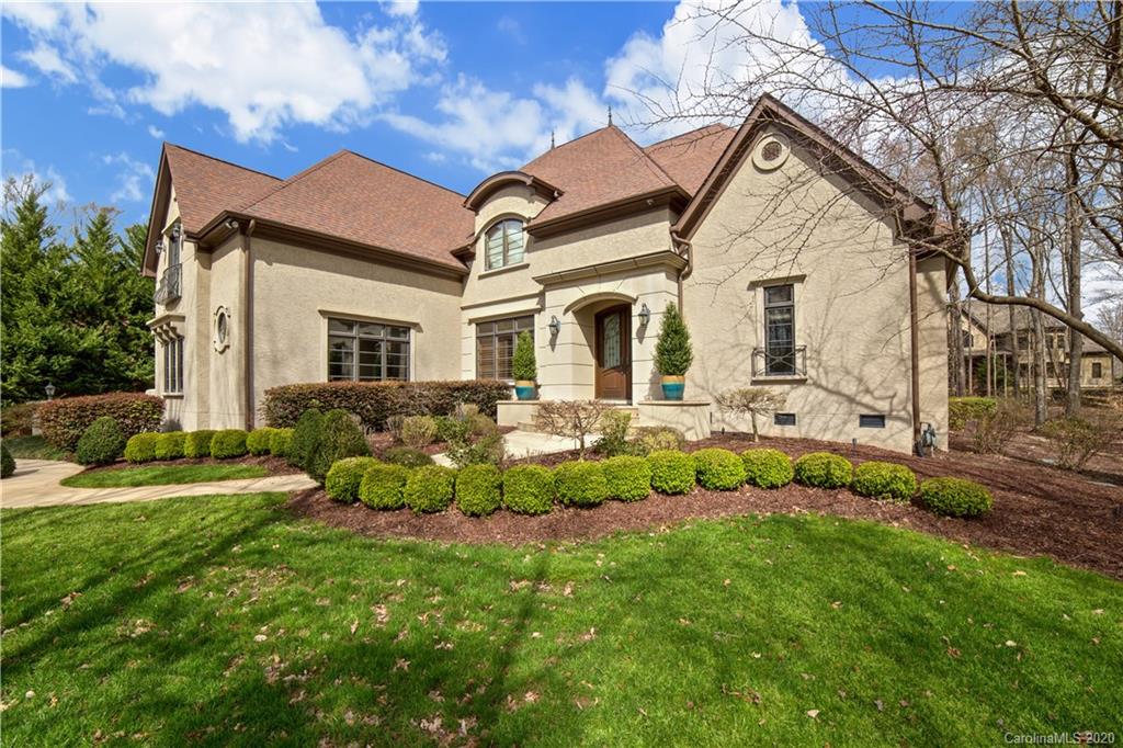 405 Gladelynn Way