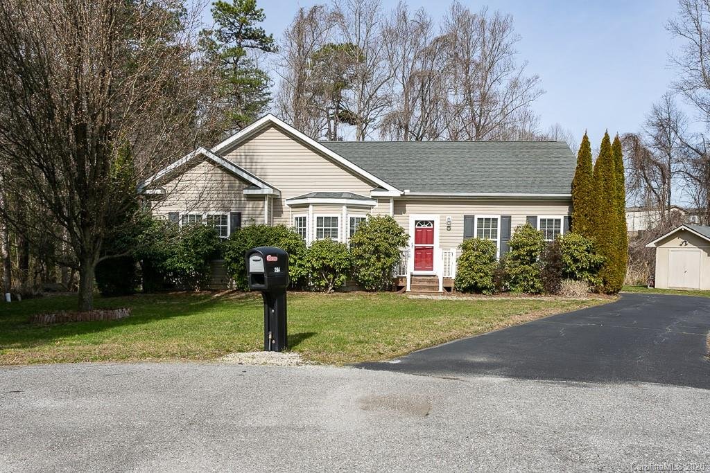 204 Zachs Place