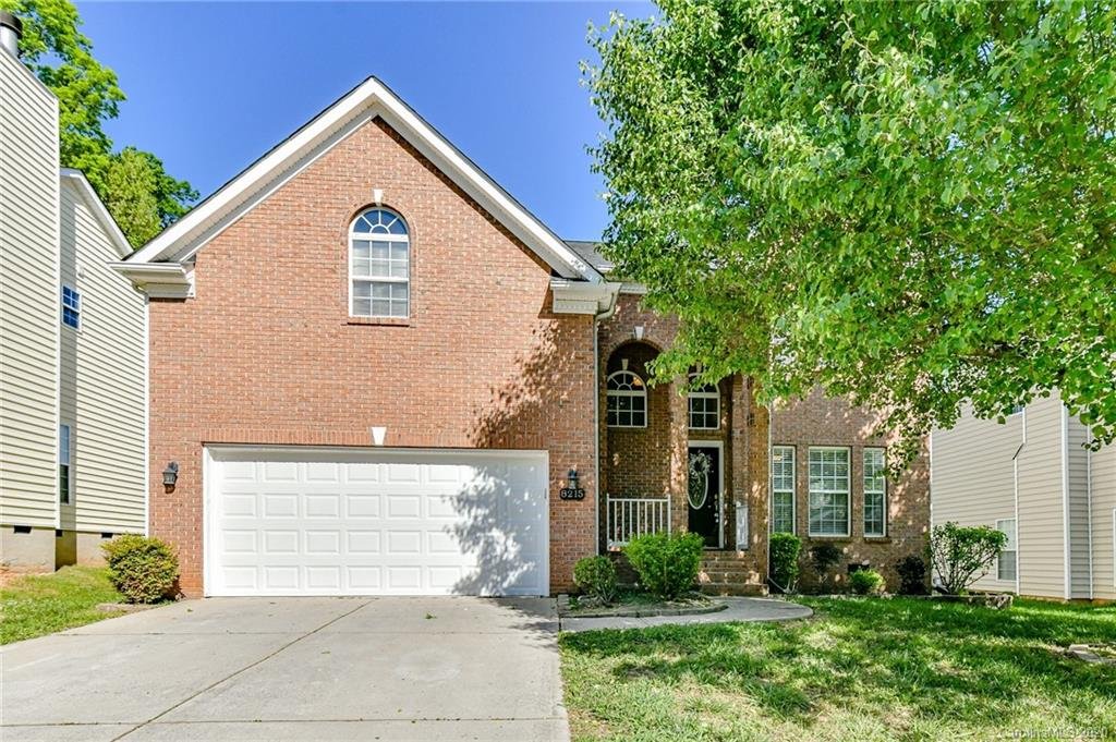 8215 Chatham Oaks Drive
