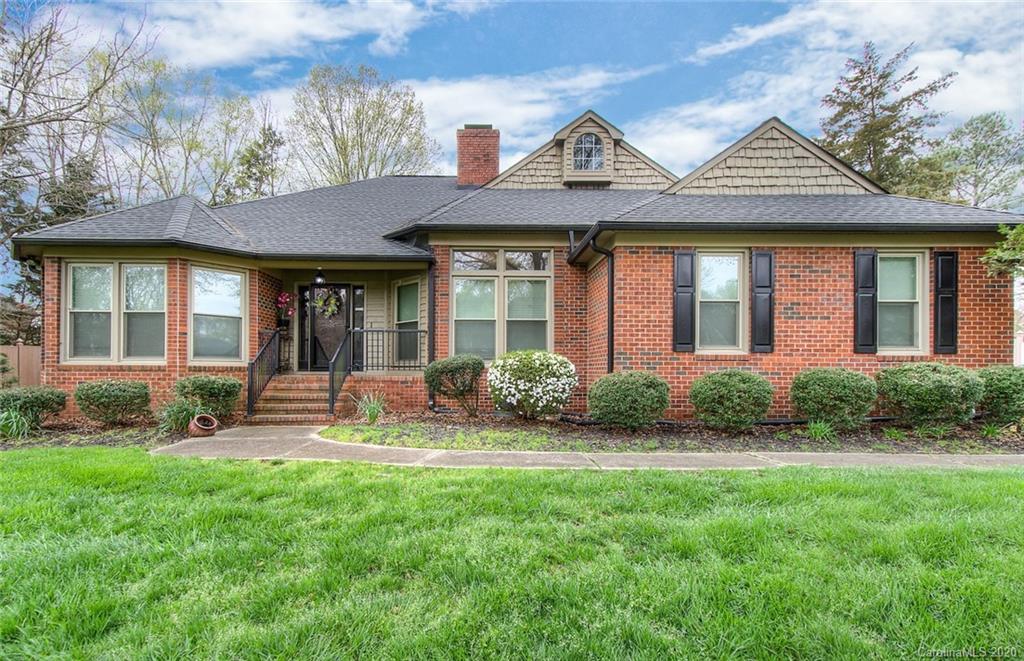 827 Mcgregor Court